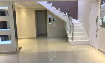 Imagem 3: OPORTUNIDADE - COBERTURA DUPLEX ESPETACULAR - 256M2 - 3 SUÍTES - 4 VAGAS - IMPECÁVEL