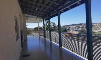 Imagem 4: Imóvel com piscina na região central