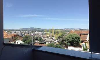 Imagem 2: Casa com 3 dormitórios à venda, 252 m² por R$ 1.300.000,00 - Pousada dos Campos - Pouso Al