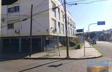 Imagem 2: Apartamento com 2 dormitórios à venda, 92 m² por R$ 377.000,00 - Medianeira - Porto Alegre