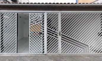 Imagem: Casa com 2 dormitórios e vaga de garagem