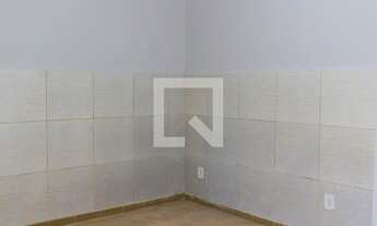 Imagem 3: Casa para Aluguel - Pilares, 1 Quarto, 44 m2