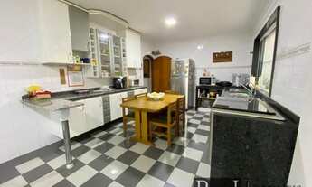 Imagem 5: Sobrado 255m² 4 dormitórios, sendo 1 suíte e com Sauna - R$ 1.400.000,00