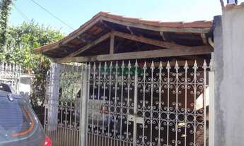 Imagem 5: Casa térrea com 2 dormitórios (suíte),copa cozinha, sala conj, 2 vgs, edícula c/salão,dp.e