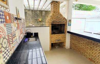 Imagem 6: Casa para venda possui 248 metros quadrados com 4 quartos em Sapiranga - Fortaleza - Ceará