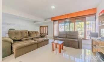 Imagem 2: PORTO ALEGRE - Casa Padrão - Ipanema