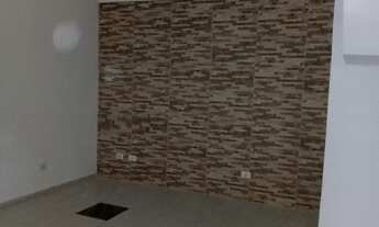 Imagem 2: Sobrado em condomínio. 3 dormitórios, sendo 1 suíte. 2 Vagas de garagem. Com apenas 3 casa