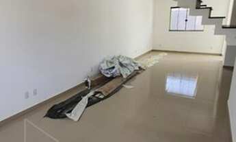 Imagem 4: Sobrado para Venda em Ponta Grossa, Jardim Carvalho, 3 dormitórios, 1 suíte, 3 banheiros