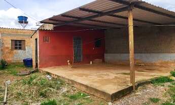 Imagem 2: Casa em Via Comercial, de Frente ao Batista