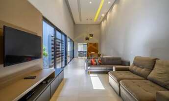 Imagem 2: Casa de condomínio para aluguel possui 274 metros quadrados com 3 quartos