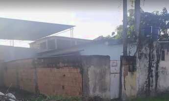 Imagem 2: Casa de esquina no Valverde, rua José Cabral. Com escritura. 30 metros por 10m