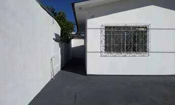 Imagem 3: Excelente casa com excelente terreno na frente