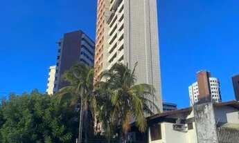 Imagem 2: Apartamento para venda tem 240 metros quadrados com 3 quartos em Guararapes - Fortaleza