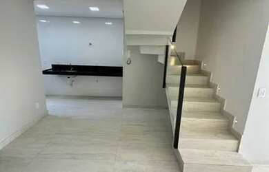 Imagem 3: Casa para venda com 167 metros quadrados com 3 quartos em Parque Xangri-Lá - Contagem - MG