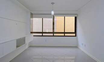 Imagem 7: Apartamento para venda com 59 metros quadrados com 2 quartos em Passo da Areia - Porto Ale