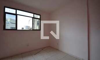 Imagem 3: Apartamento para Aluguel - Irajá, 2 Quartos, 254 m2