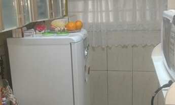 Imagem 5: KITNET COM DIVISÓRIA novíssimo reformado, piso frio andar alto