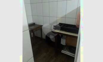 Imagem 3: Restaurante porta fechada na Casa Verde