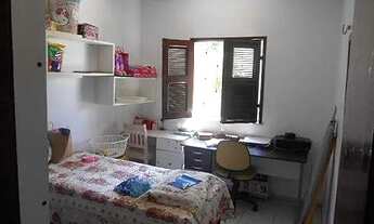 Imagem 6: Casa para venda tem 90 metros quadrados com 3 quartos em Marechal Hermes - Rio de Janeiro