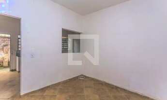 Imagem 2: Casa para Aluguel - Rudge Ramos, 1 Quarto, 75 m2