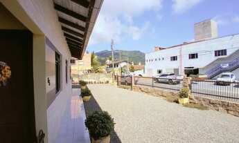 Imagem 3: Casa residencial com 3 dormitórios no Bairro dos Estados em Timbó