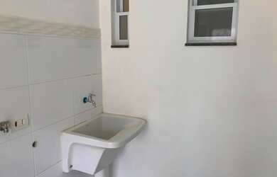 Imagem 4: Sobrado para aluguel possui 390 metros quadrados com 3 quartos