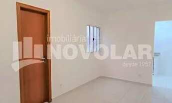 Imagem 2: Casa em Condomínio na Vila Sabrina com 2 Dormitórios