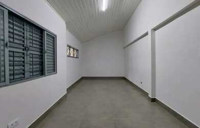 Imagem 6: Sem Fiador - Sobreloja 02 Quartos - Zona 08