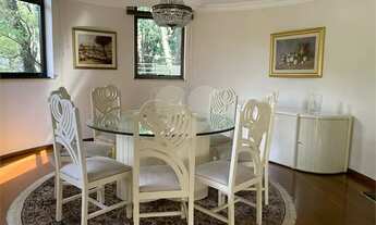 Imagem 7: 4 dormitórios, sendo 2 suítes na melhor localização de Moema