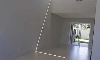 Imagem 2: Casa para venda com 110 metros quadrados com 3 quartos