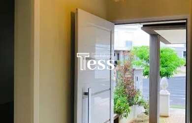 Imagem 2: ALUGA - Casa Sobrado em condomínio Village Imperial 3 dormitórios churrasqueira lazer comp