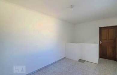 Imagem 6: Casa para Aluguel - Parque Bandeirante, 2 Quartos, 70 m2