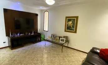 Imagem 2: Casa para Aluguel com 3 quartos em Jardim Camburi (165m