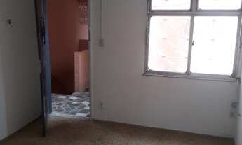 Imagem 6: Apartamento para aluguel possui 48 metros quadrados com 2 quartos em Benfica - Rio de Jane