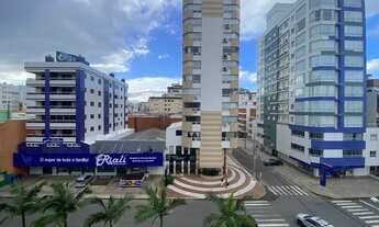 Imagem 6: Apartamento com sacada de frente para avenida e vista para o mar