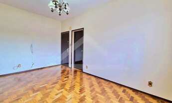 Imagem 2: Apartamento semi mobiliado para locação no Edifício Casa de Portugal, próximo a Rua Tibiri