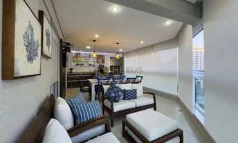 Imagem 4: Apartamento reformado com varanda gourmet e lazer na Praia das Pitangueiras, Guaruja