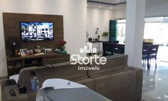 Imagem 2: Casa com 3 dormitórios à venda, 190 m² por R$ 950.000,00 - Jardim Patrícia - Uberlândia/MG