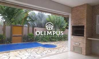 Imagem: Casa de luxo, estilo sobrado, no condomínio