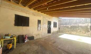 Imagem 2: Imóvel com Edícula e Ótima Localização à Venda no Yolanda Ópice