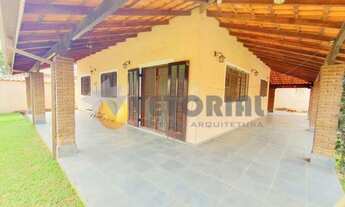 Imagem 2: Imóvel para venda possui 226 metros quadrados com 3 quartos