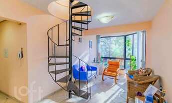 Imagem 2: Imóvel para venda possui 143 metros quadrados com 2 quartos em Menino Deus - Porto Alegre