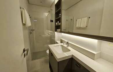 Imagem 4: Apartamento novo decorado no centro de Florianópolis