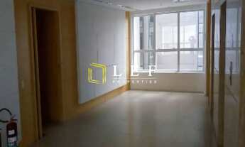 Imagem 2: Conjunto comercial na Vila Olímpia