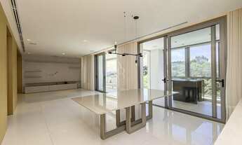 Imagem 3: Apartamento amplo de 3 suítes e 4 vagas de garagem ao lado do Parque Barigui e vista incrí