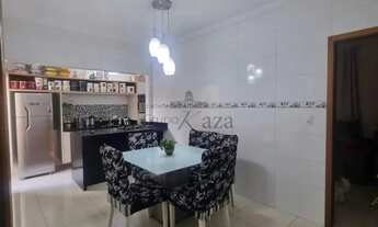 Imagem 5: Oportunidade - Casa - Bosque dos Eucaliptos - 3 Dormitórios - 109m²