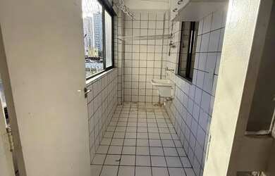 Imagem 7: Imóvel para aluguel possui 132 metros quadrados com 3 quartos em Boa Viagem - Recife - PE