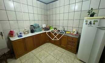 Imagem 5: Seu Novo Refúgio: Ampla Casa com 5 Dormitórios em Nossa Chácara!