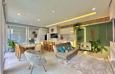 Imagem 2: Casa Térrea, 3 dormitórios, 1 suíte master, pátio com piscina. No bairro bela vista na cid