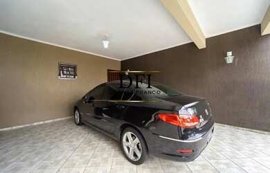 Imagem 6: Casa de 277.0m² no bairro Jardim América, com 4 quartos (4 suítes) e 9 banheiros